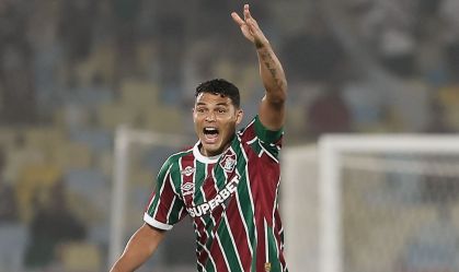Thiago Silva decide, Fluminense vence Bahia e vai à semi da Copa do Brasil
