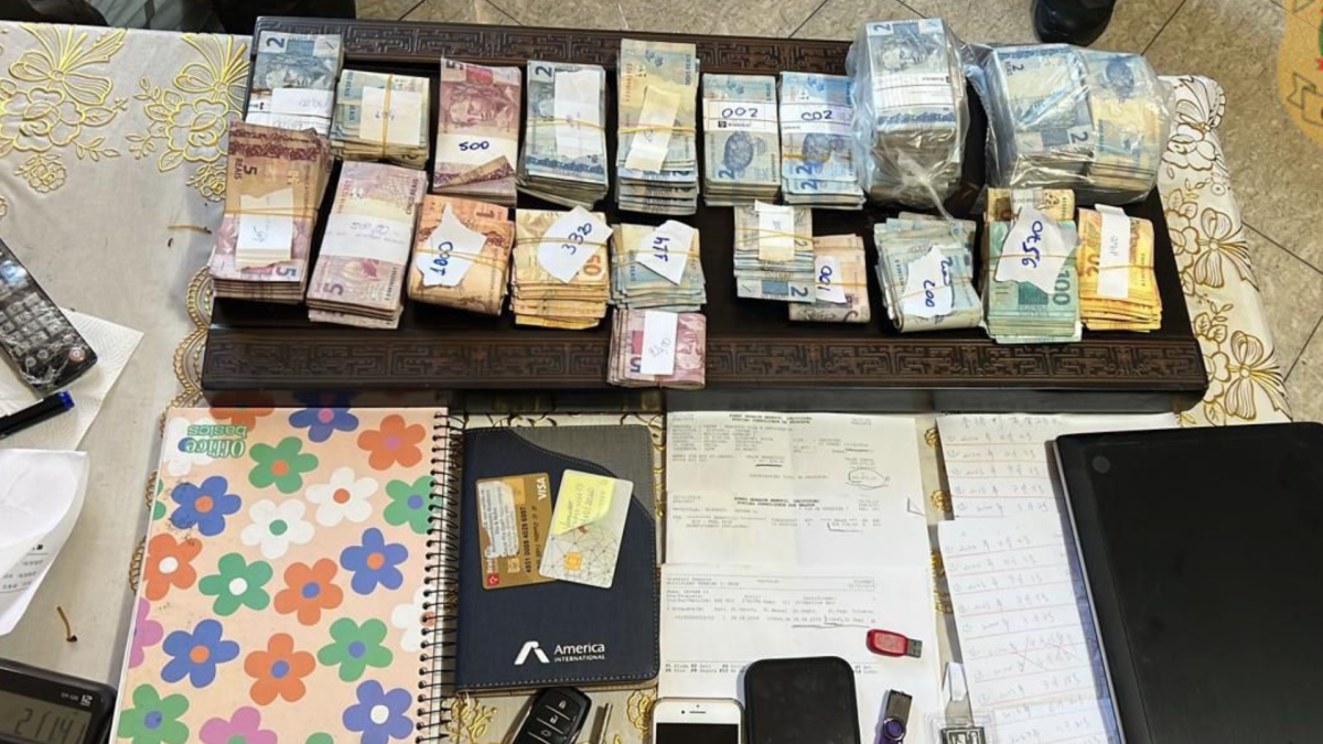 Chineses se passavam por 