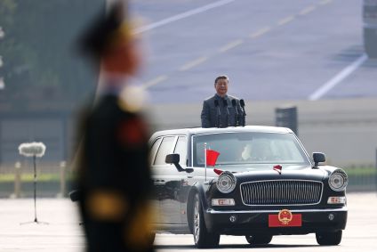 Xi Jinping em desfile militar na China