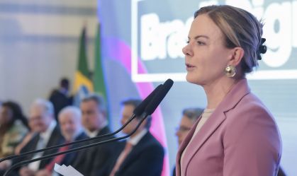 Após operação, Gleisi cobra Congresso por aprovação da PEC da Segurança