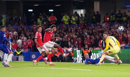 Richard Ríos marca gol contra em visita do Benfica ao Chelsea; veja