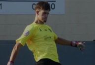 Goleiro de 19 anos morre após choque de cabeça com adversário na Espanha