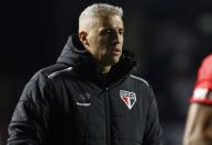 Após eliminação, Crespo defende Luciano: "A qualidade não tem discussão"