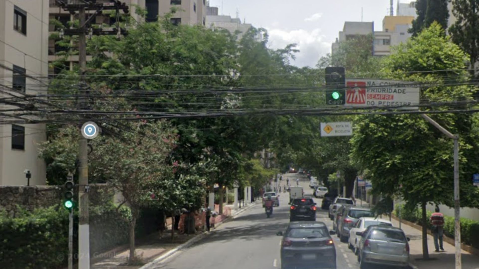 Homem rouba em bar e morre em confronto com a PM em região da Av. Paulista
