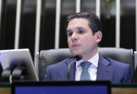 Câmara ressuscita projetos em meio a crise de popularidade