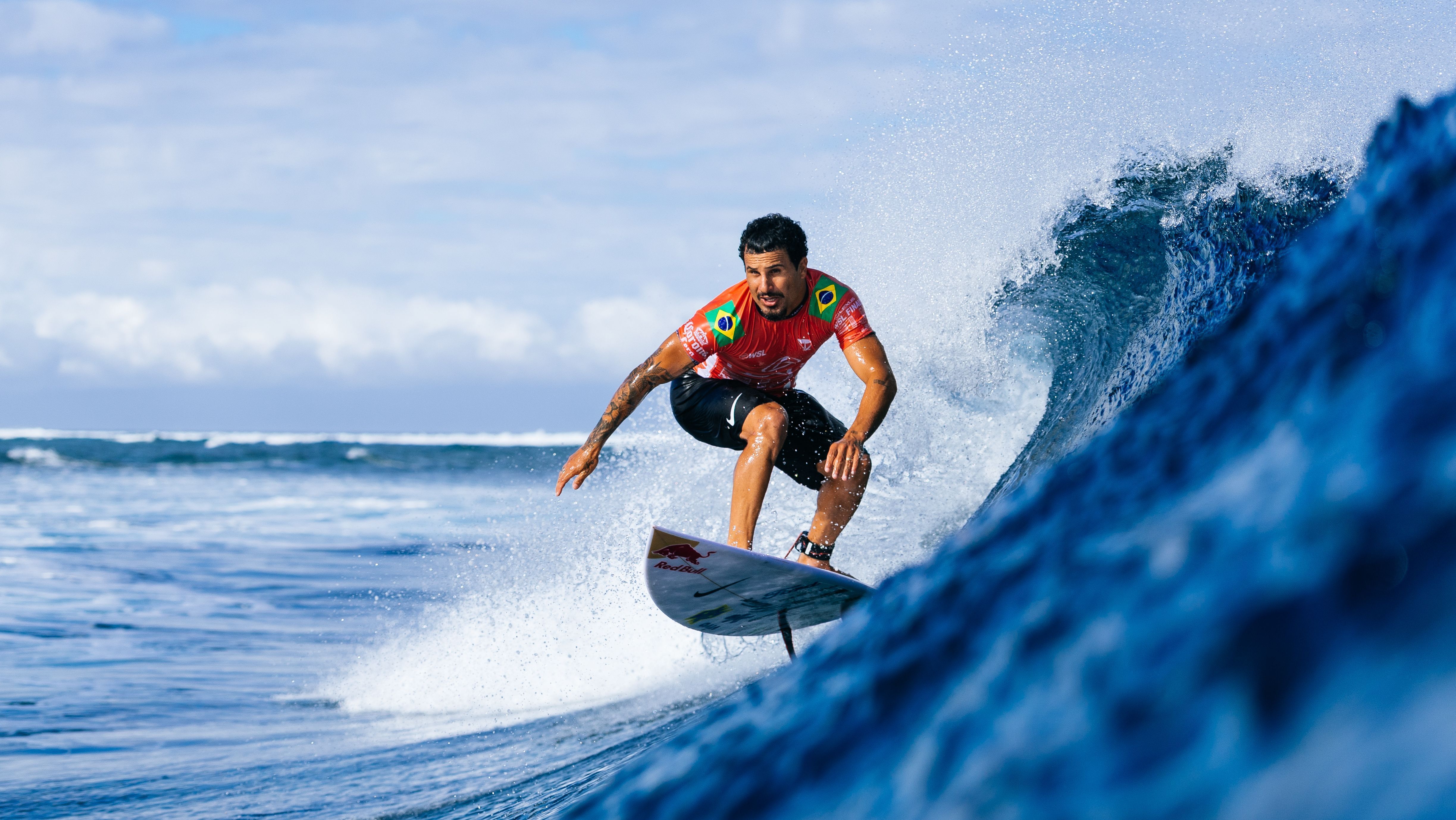 Ítalo Ferreira em ação no WSL Finals, em Fiji