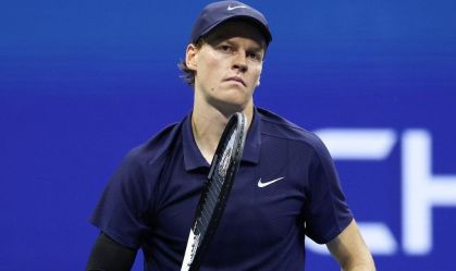 Sinner responde Zverev após polêmica sobre quadras: “Não escolhemos nada”