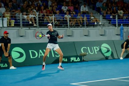 Copa Davis: João Fonseca vence na estreia, e Brasil sai na frente