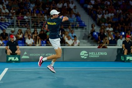 Copa Davis: João Fonseca vence na estreia, e Brasil sai na frente