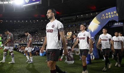 Lanús buscou o empate no Maracanã e eliminou o Fluminense
