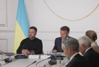 Líderes europeus se reúnem com Zelensky para discutir garantias à Ucrânia