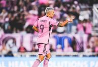 Cuspe de Suárez e pancadaria marcam derrota do time de Messi na Leagues Cup