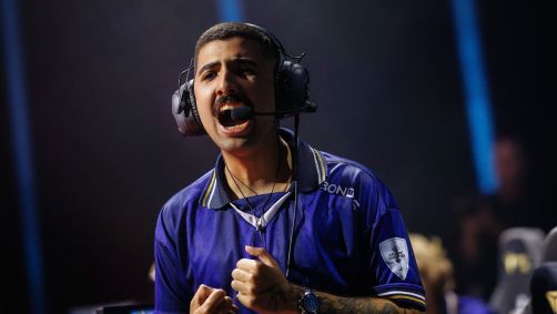 Gabriel "cortezia" comemorando ponto do MIBR no VALORANT Champions; A equipe brasileira garantiu vaga nos playoffs