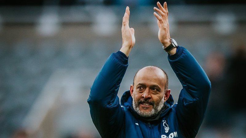 Nuno espirito Santo técnico do Nottingham Forest