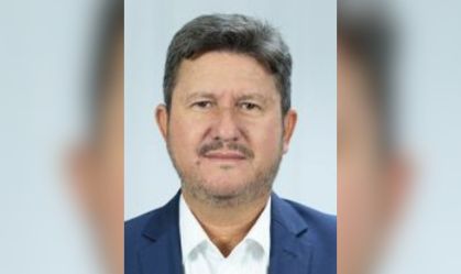 Justiça do RJ determina afastamento de deputado acusado de "rachadinha"