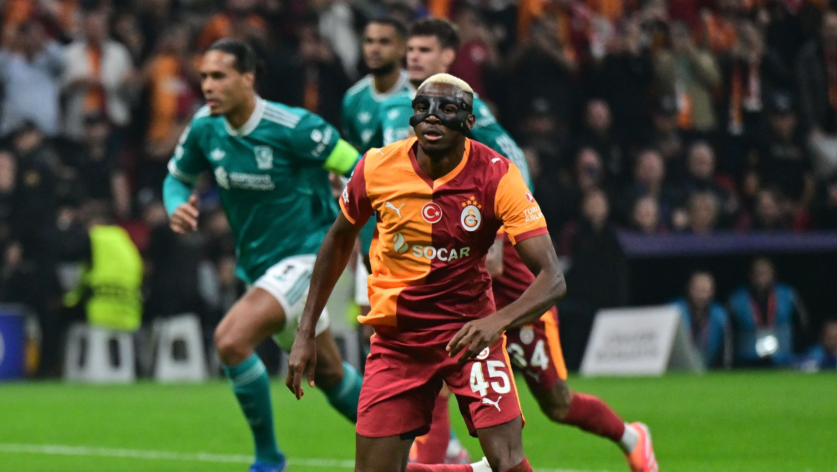 Osimhen decide para o Galtasaray contra o Liverpool