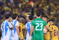 Titular da Argentina é expulso e vai perder estreia da Copa de 2026