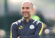Guardiola destaca diferenças entre Donnarumma e Ederson no Manchester City