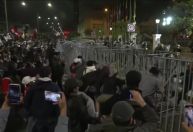 Protesto da geração Z no Peru termina em confronto com a polícia