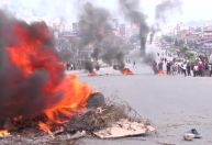 Entenda a onda de protestos que levou à renúncia do premiê do Nepal