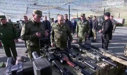 Putin assiste a exercícios militares conjuntos da Rússia e de Belarus