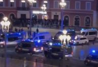 Torcedores da Roma são presos após causarem tumulto no centro da cidade