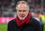 Diretor do Bayern ataca Newcastle por valor pago a reforço: "Idiotas"