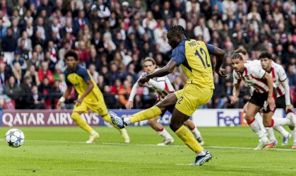 Royale Union Saint-Gilloise vence PSV