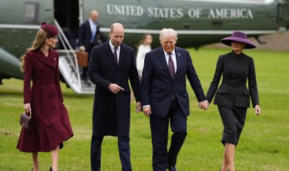 Análise: Discretas e poderosas, Melania e Kate se reúnem pela primeira vez