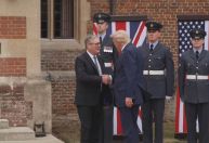 Trump se reúne com primeiro-ministro do Reino Unido