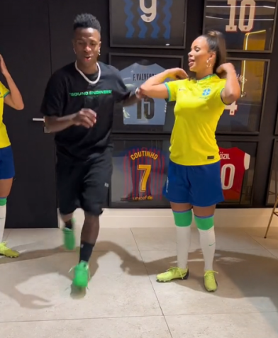 Vini Jr. aprende passos de dança com Gabily • Reprodução / Redes Sociais