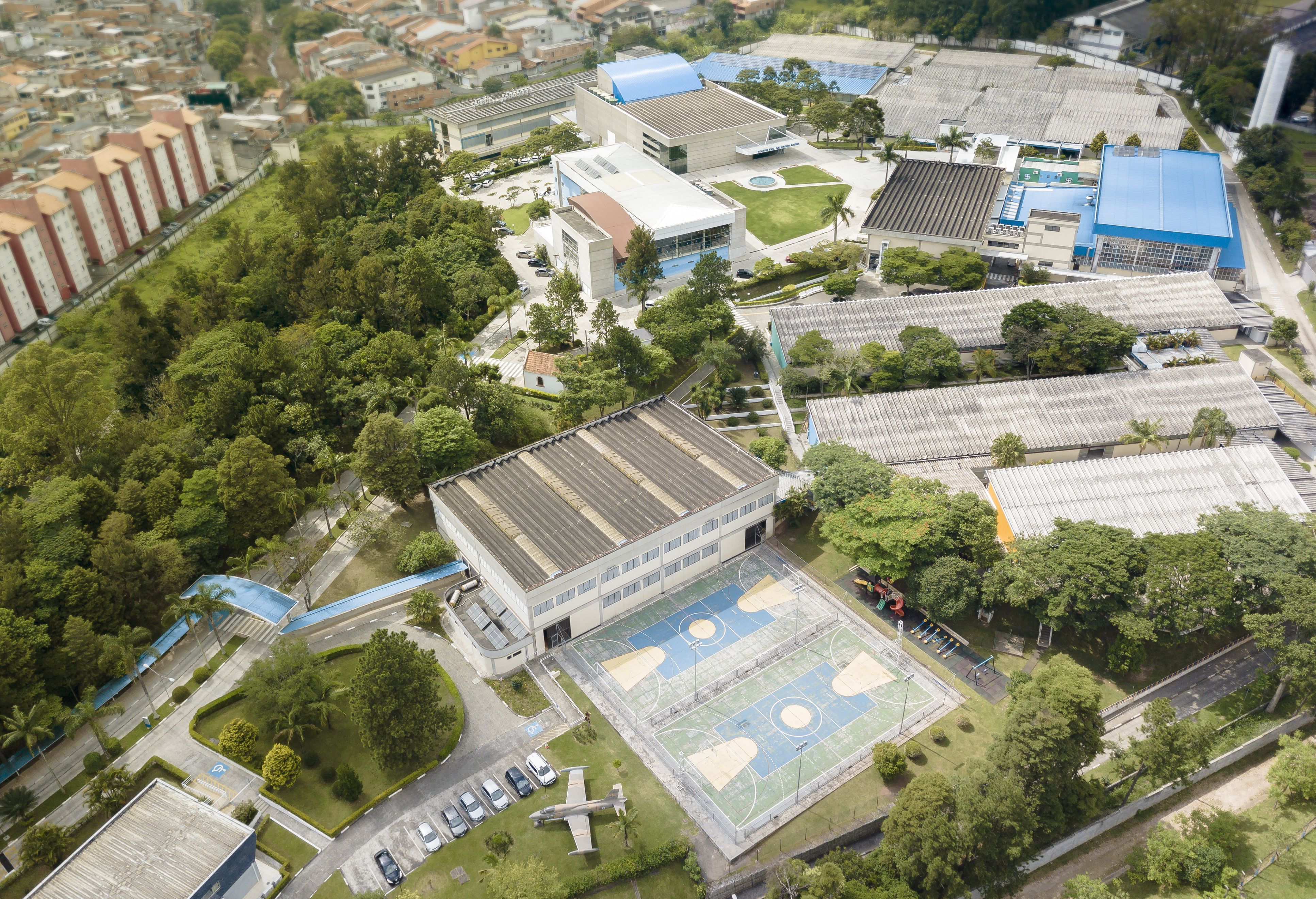 Vista aérea do Centro Educacional Salvador Arena