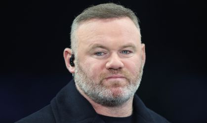 Rooney apoia Carrick e se coloca à disposição para trabalhar no United