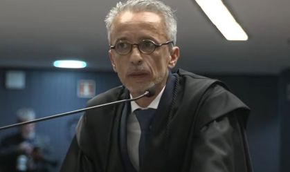 Jair Alves Pereira, advogado de Mauro Cid