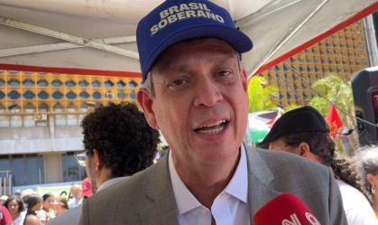 Márcio Macêdo, ministro-chefe da Secretaria-Geral da Presidência, fala à CNN durante a edição de 2025 do Grito dos Excluídos, em Brasília