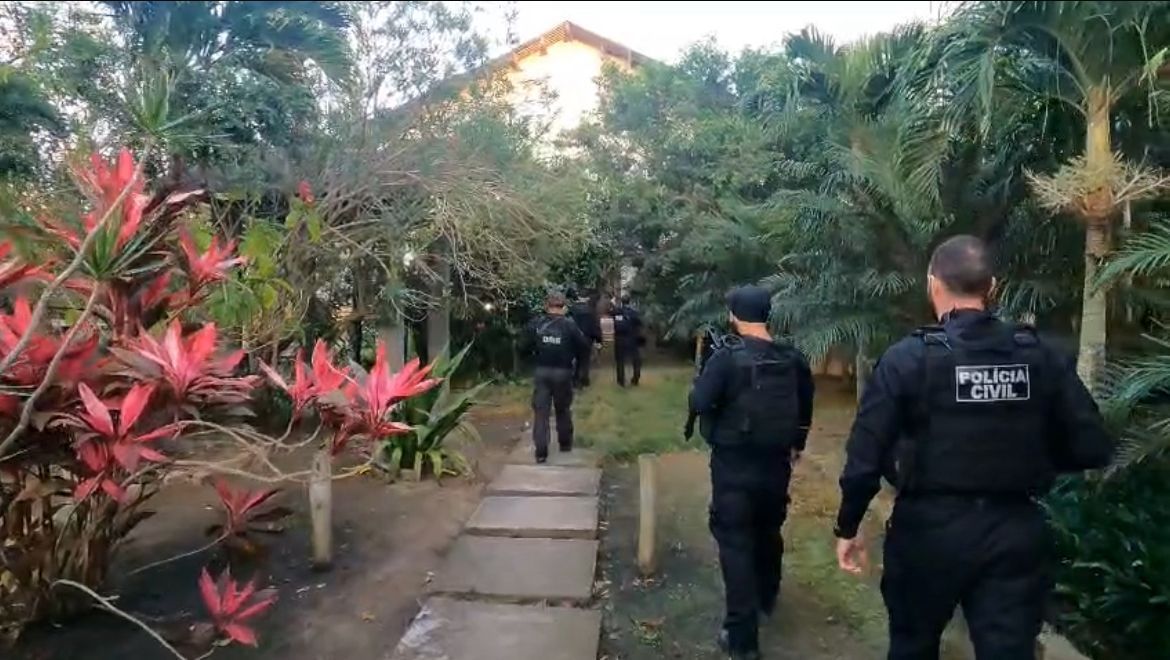 Operação investiga compra de embalagens para drogas pelo tráfico no RJ