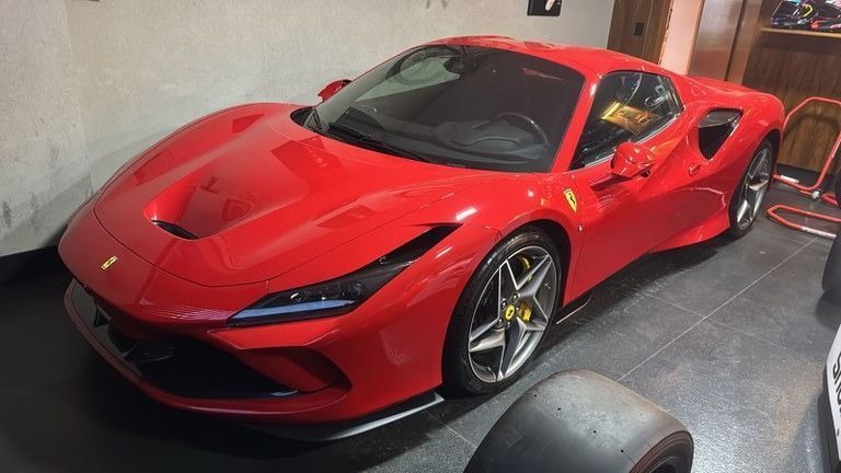 Ferrari F8