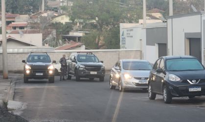 Três GCMs são presos em operação contra corrupção no interior de SP