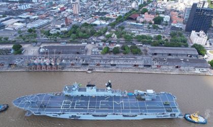 Maior navio de guerra da América Latina está a caminho de Belém para a COP