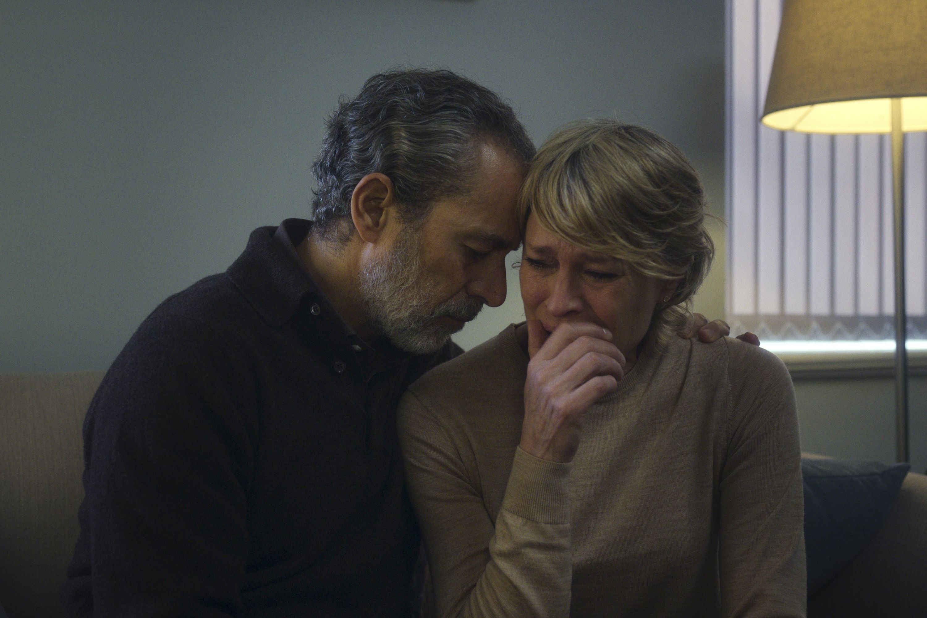The Girlfriend - First Look
