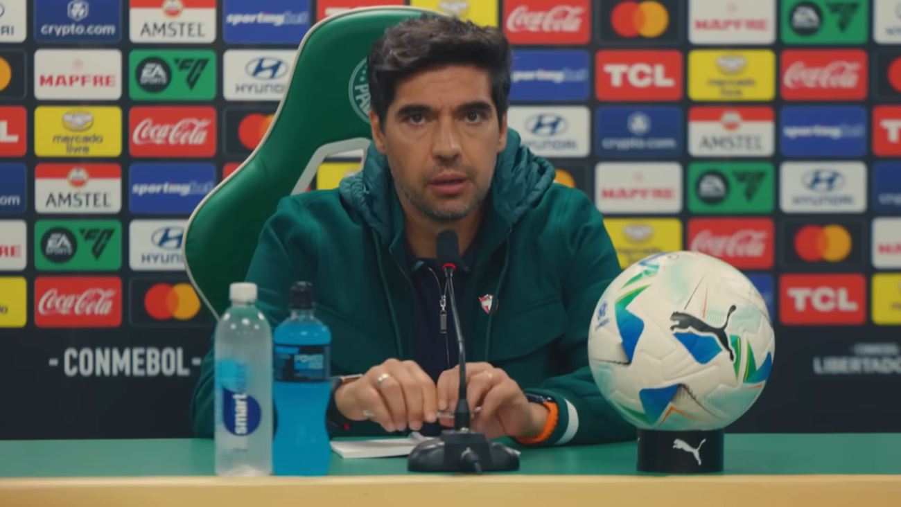 Abel Ferreira em coletiva do Palmeiras após vitória contra o River Plate