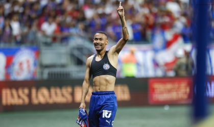 Com golaço de Ademir, Bahia bate Palmeiras pelo Brasileirão