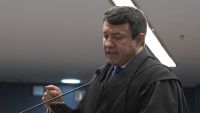 Defesa de Anderson Torres começa sustentação oral