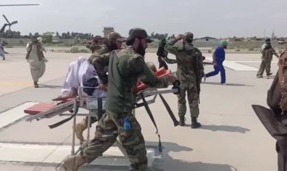 Terremoto no Afeganistão deixa mais de 800 mortos e milhares de feridos