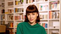 Alice Wegmann crê em relações de longo prazo: "Romântica de carteirinha"