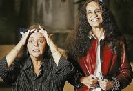 Maria Bethânia homenageou Angela Ro Ro dois dias antes da morte da cantora