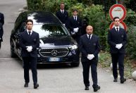 Itália se despede de Giorgio Armani com velório em sua terra natal