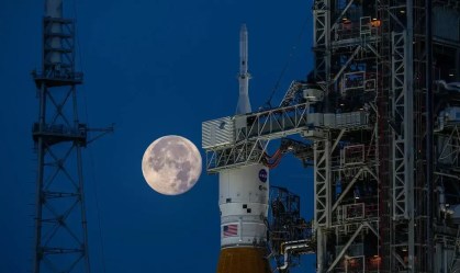 De volta à Lua em 2026: astronautas da Artemis 2 detalham planos da missão
