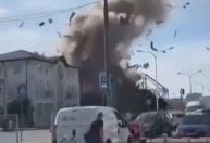 Vídeo mostra ataque com drone da Rússia contra universidade na Ucrânia