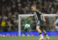 Bernard decide, Atlético-MG elimina Bolívar e vai à semi da Sul-Americana